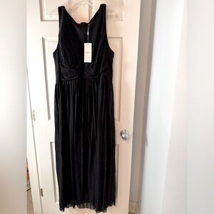 New Black Sparkle V-Neck Sleeveless Formal Dress Size 4X 24